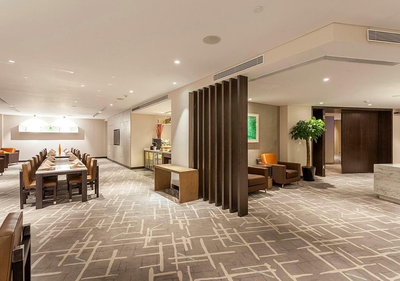 Radisson Exhibition Center Шанхай Екстериор снимка